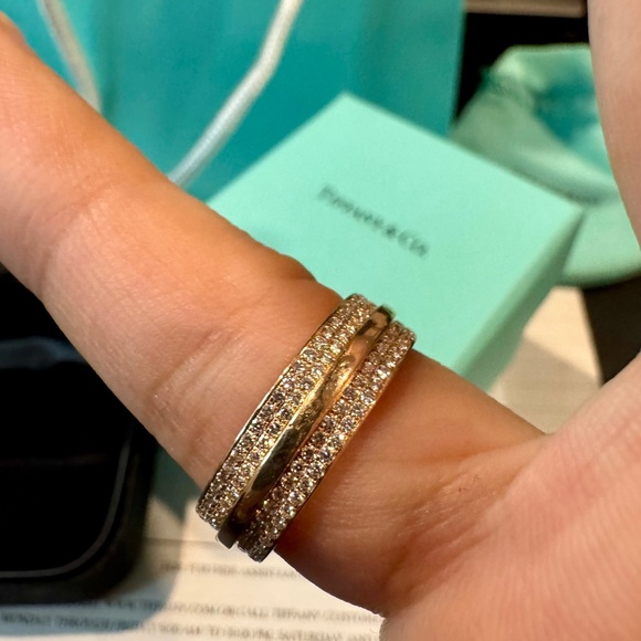 Tiffany&Co T wide pave diamond ring - Picture 8 of 11